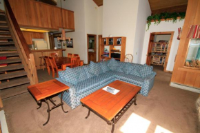 Mountainback #115, Loft, Den